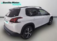 PEUGEOT 2008 1.2 PURETECH 81KW ALLURE 110 5P