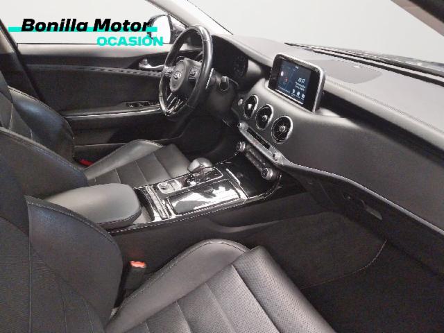 KIA STINGER 2.2 CRDI AUTO 4WD XTREME 200 5P