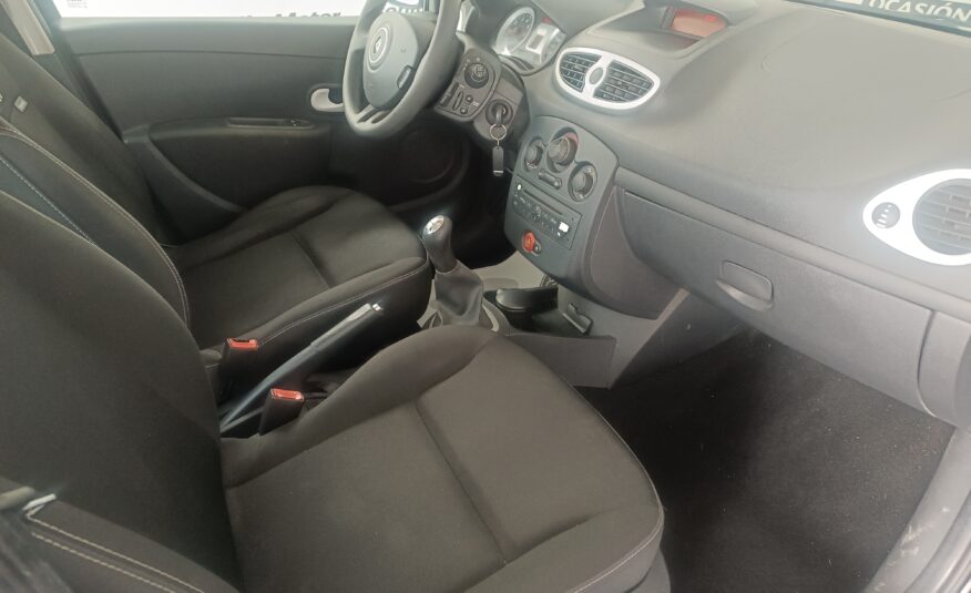 RENAULT CLIO 1.2 16V 75 YAHOO 75 5P